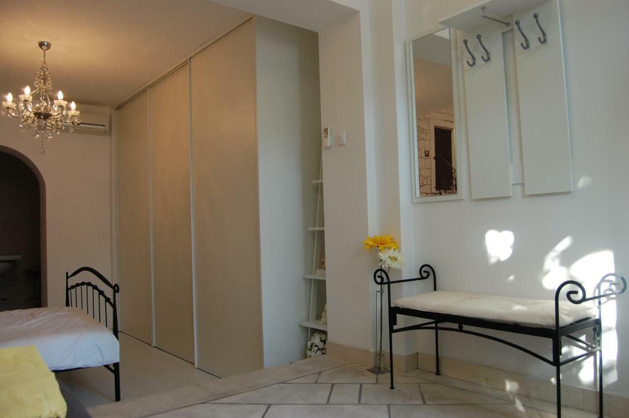 Studio Apartment For 2 Adults And 1 Child Макарска Экстерьер фото